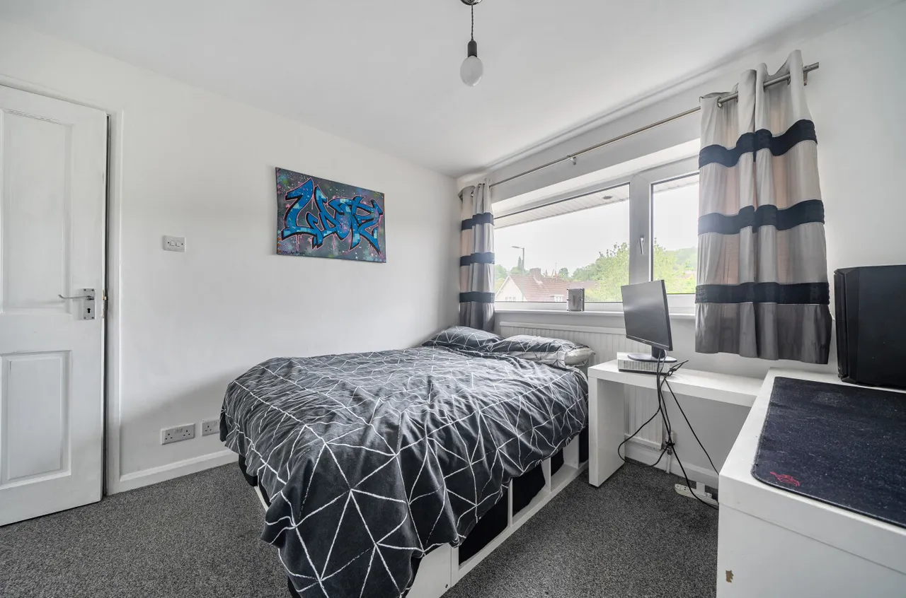 Chapel Road, West End, SO30, photo 9
