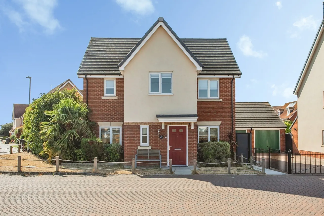 4 bed house for sale — Shetland Crescent, Rochford, Essex, SS4