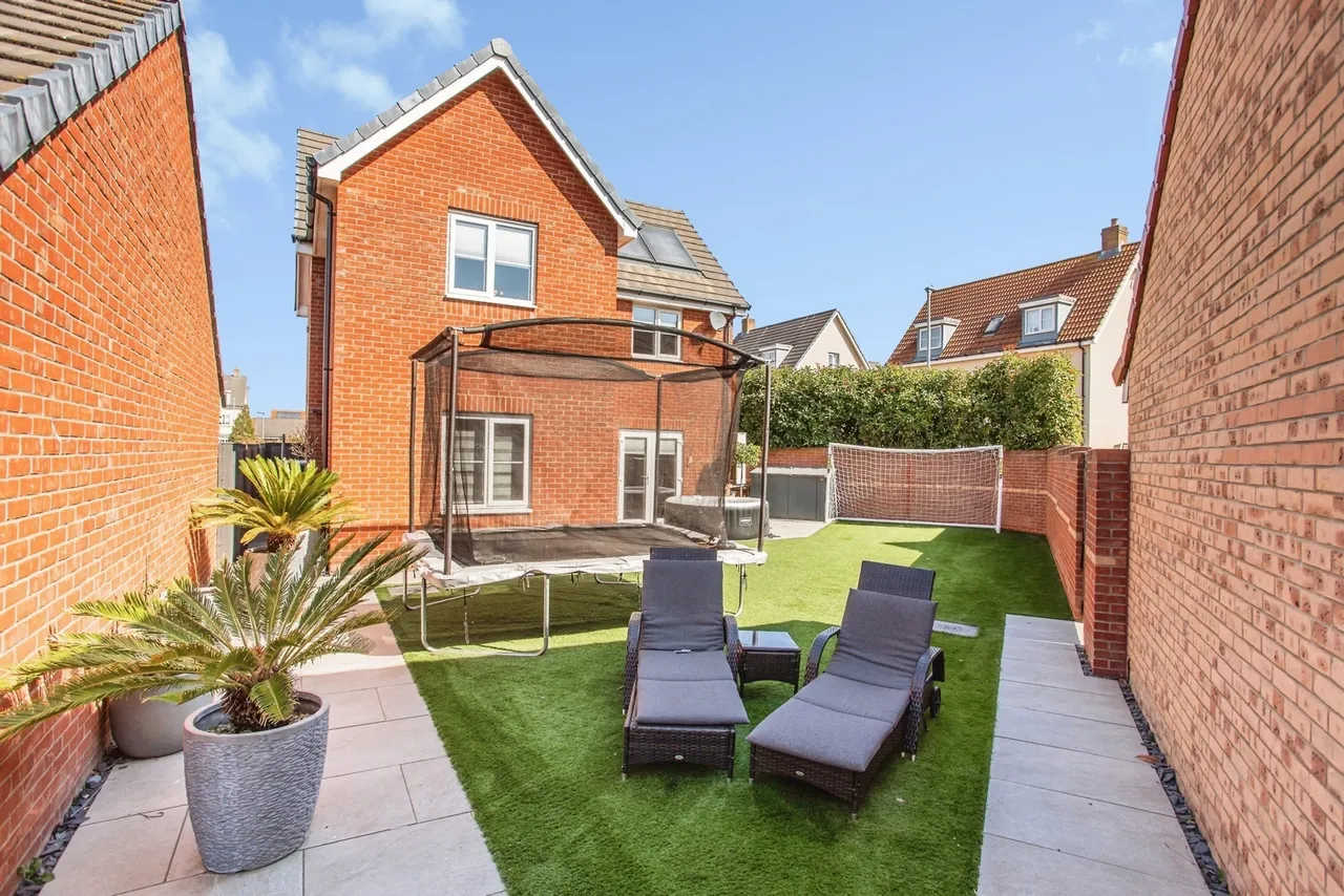 Shetland Crescent, Rochford, Essex, SS4, photo 17