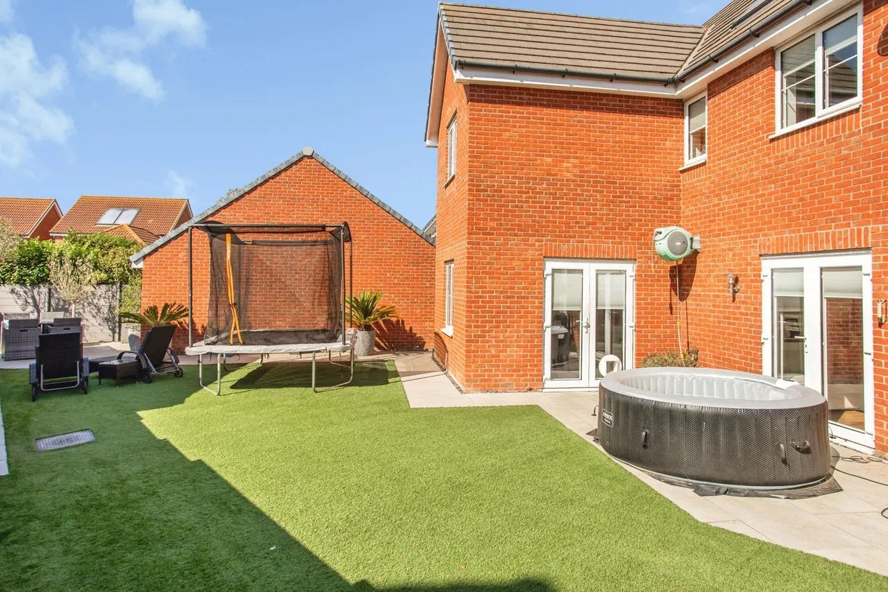 Shetland Crescent, Rochford, Essex, SS4, photo 6