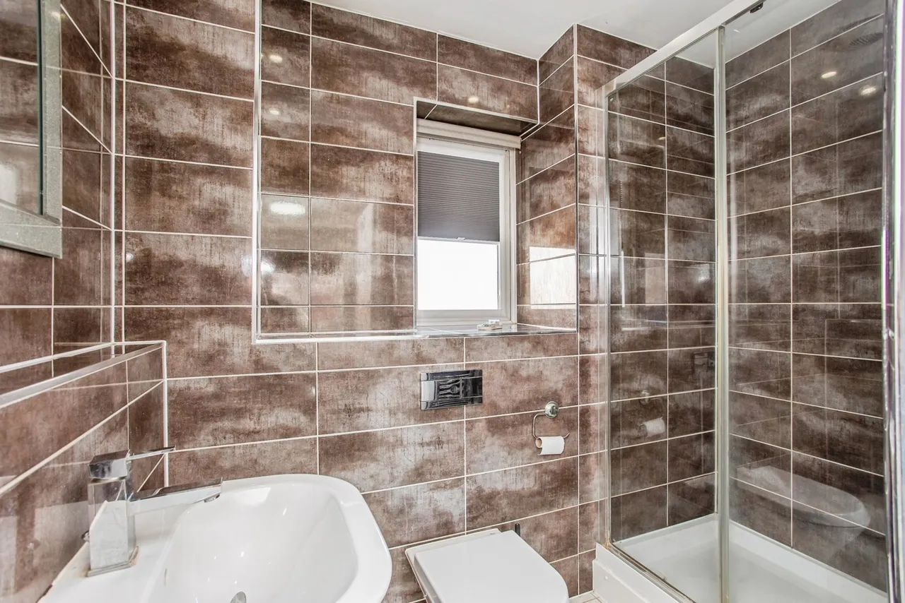 Shetland Crescent, Rochford, Essex, SS4, photo 8