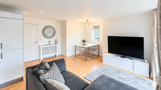 Stafford Avenue, Grangewood Court, Hornchurch, RM11 2EP, photo 5