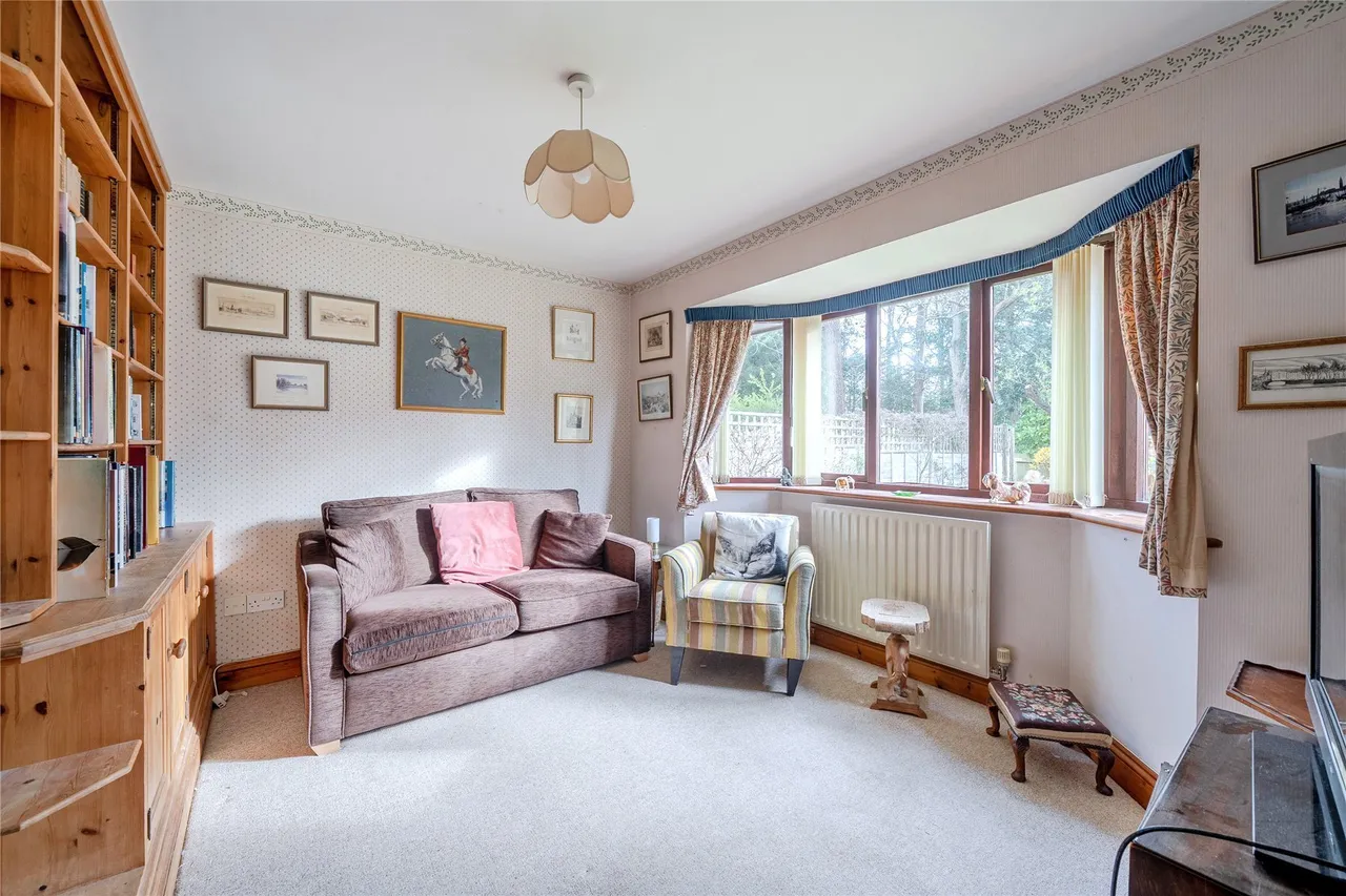 Yaldhurst Lane, Pennington, Lymington, Hampshire, SO41, photo 10
