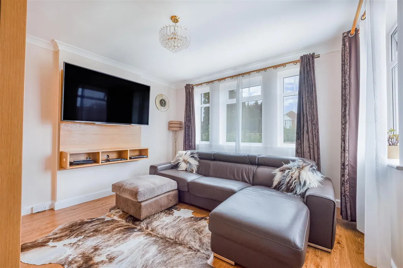 Dorchester Road, Weymouth, DT3 5AT, photo 6