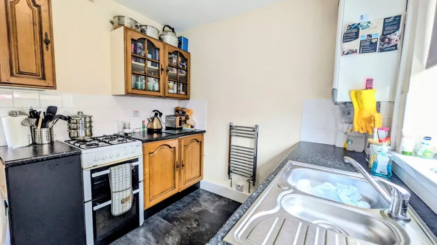 Chester Close, Heolgerrig, photo 10
