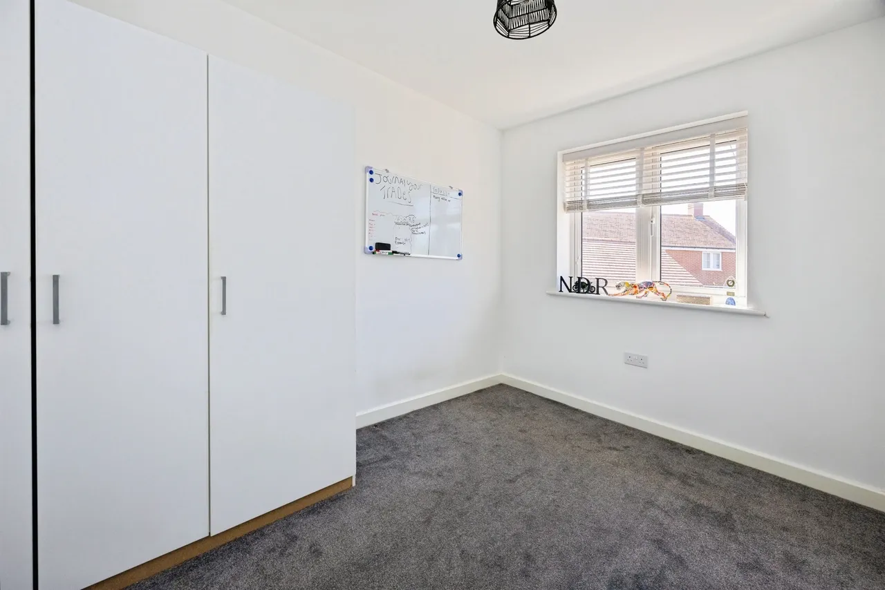 Housemartin Road, Finberry, Ashford, photo 11