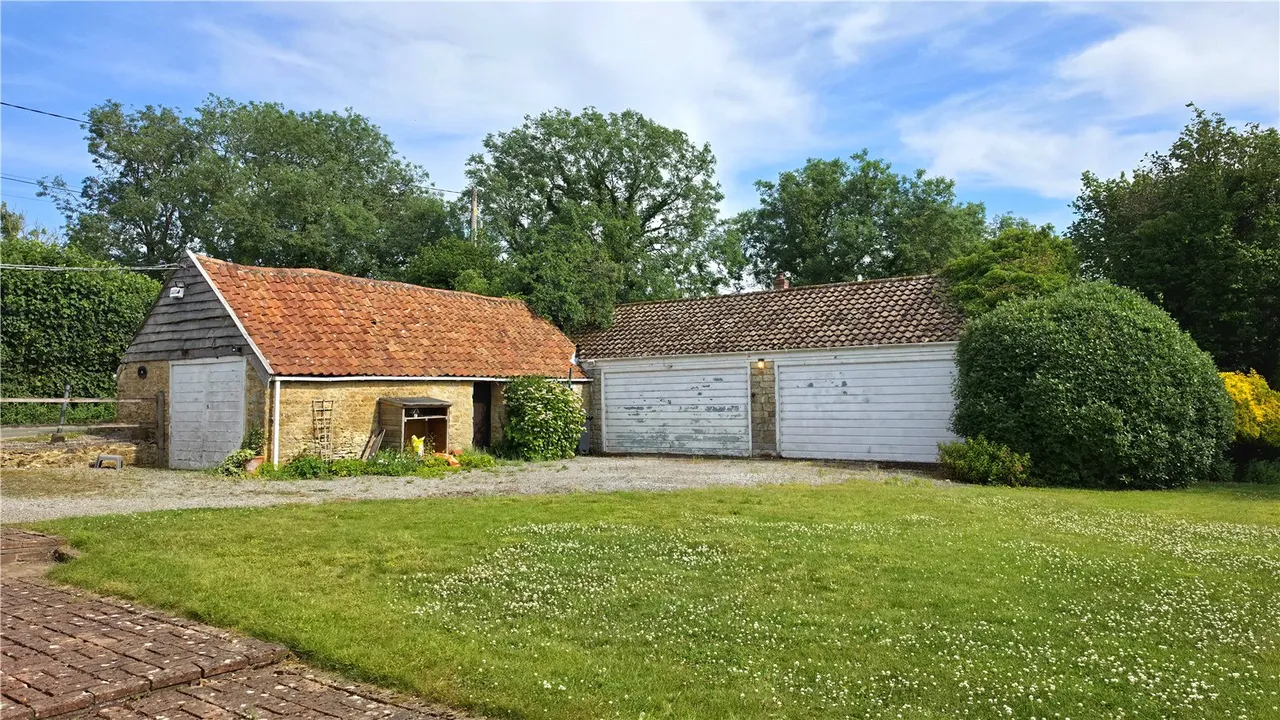 Quarr, Gillingham, Dorset, SP8 5PA, photo 4