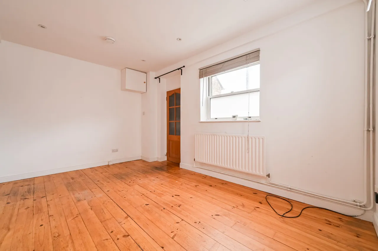 107 Grove Road, London, photo 7