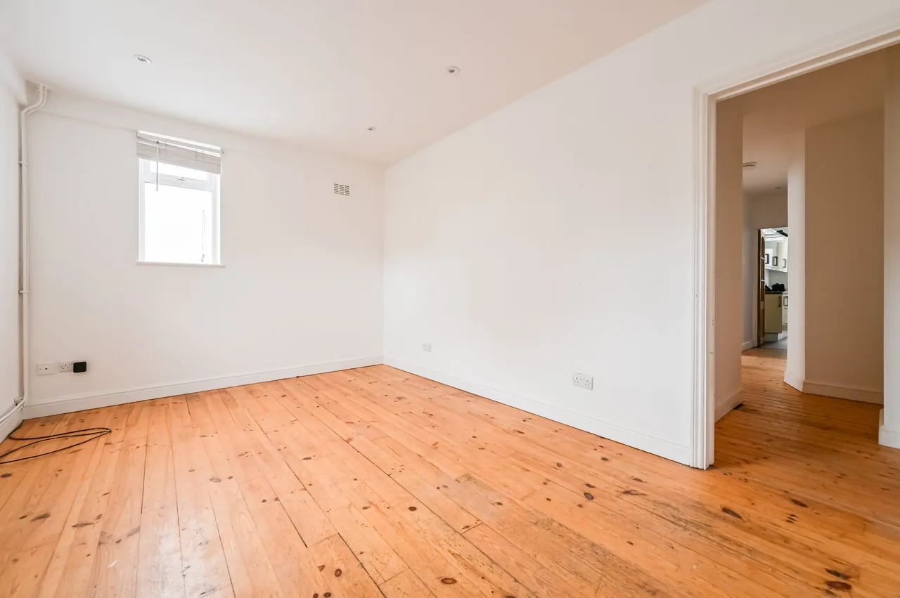107 Grove Road, London, photo 8