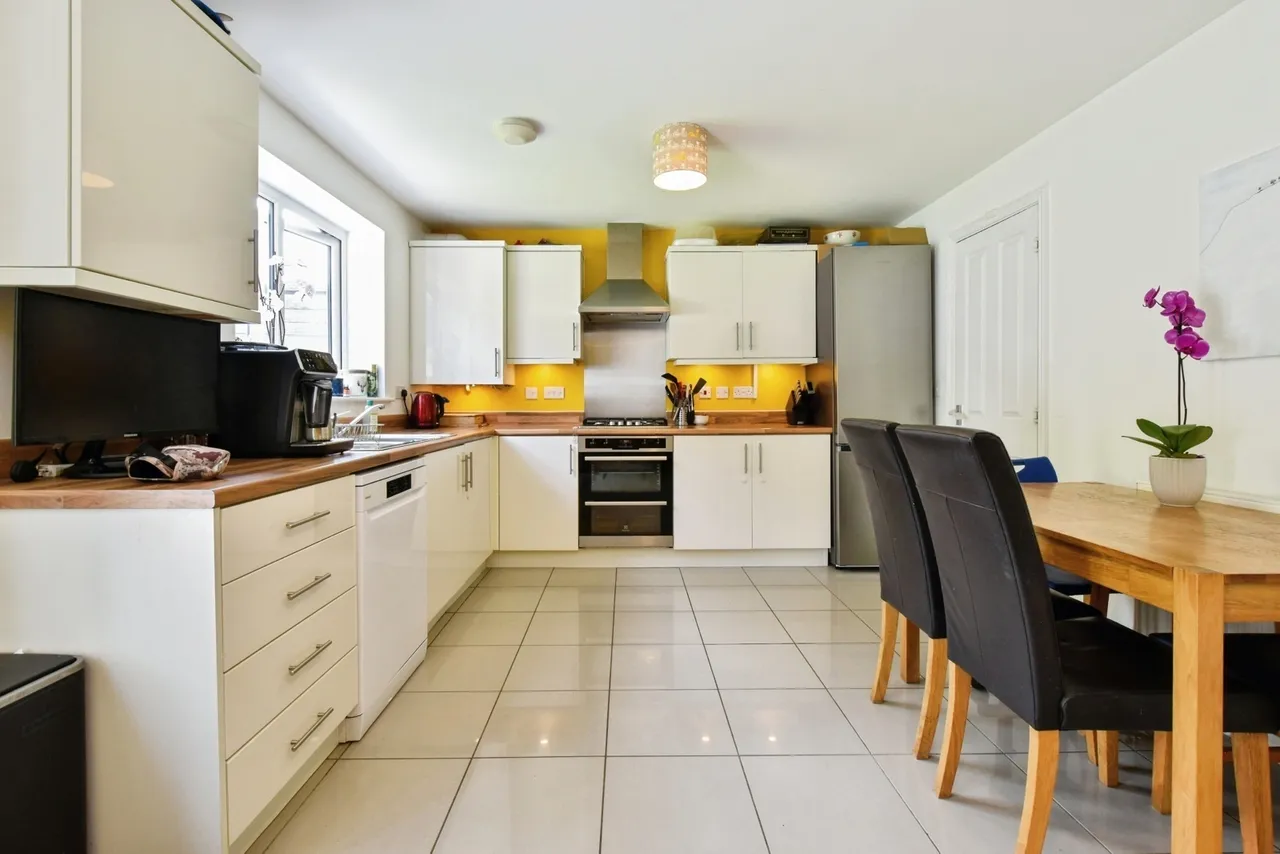 Graig Y Fforest, Godrergraig, SA9, photo 2