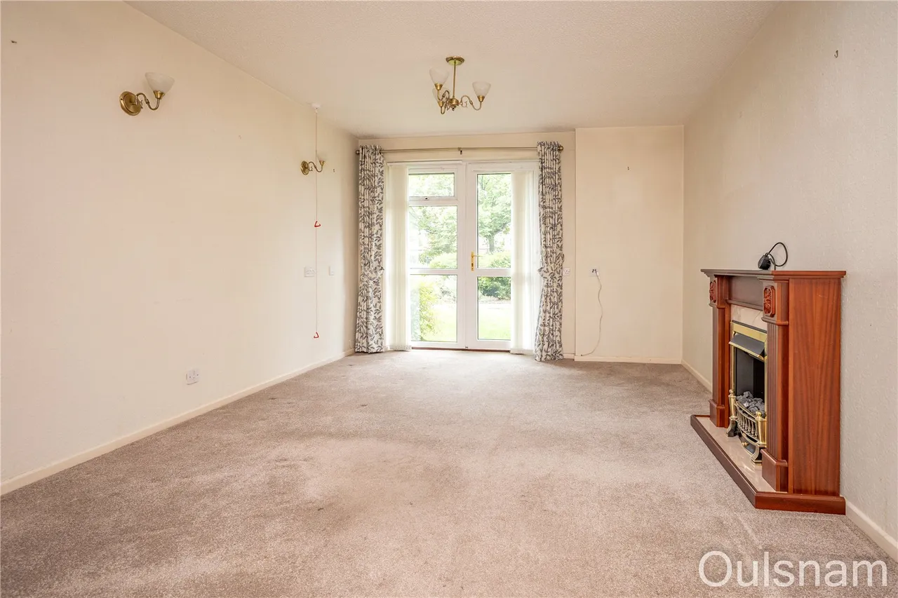 The Strand, Bromsgrove, Worcestershire, B61 8AB, photo 2
