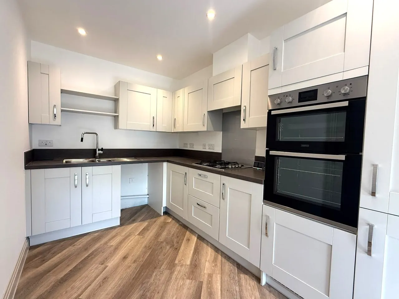 Clifton Close, Bicester, OX26, photo 2