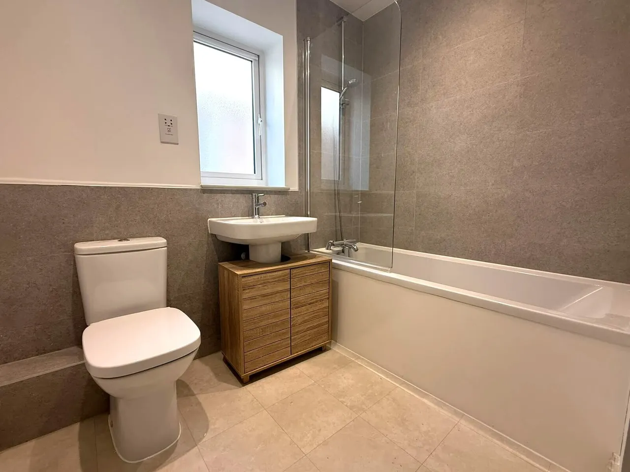 Clifton Close, Bicester, OX26, photo 8