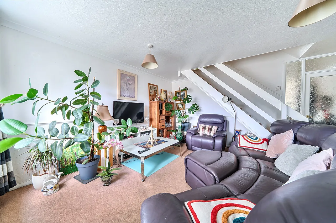 Annesley Road, Newport Pagnell, MK16, photo 2