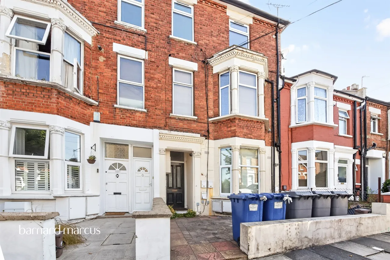 Bellevue Road, London, N11, photo 13