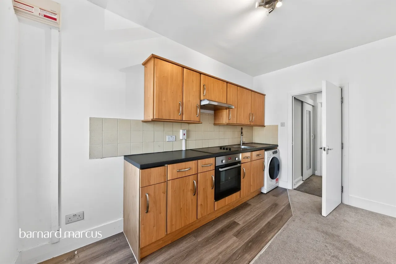 Bellevue Road, London, N11, photo 14