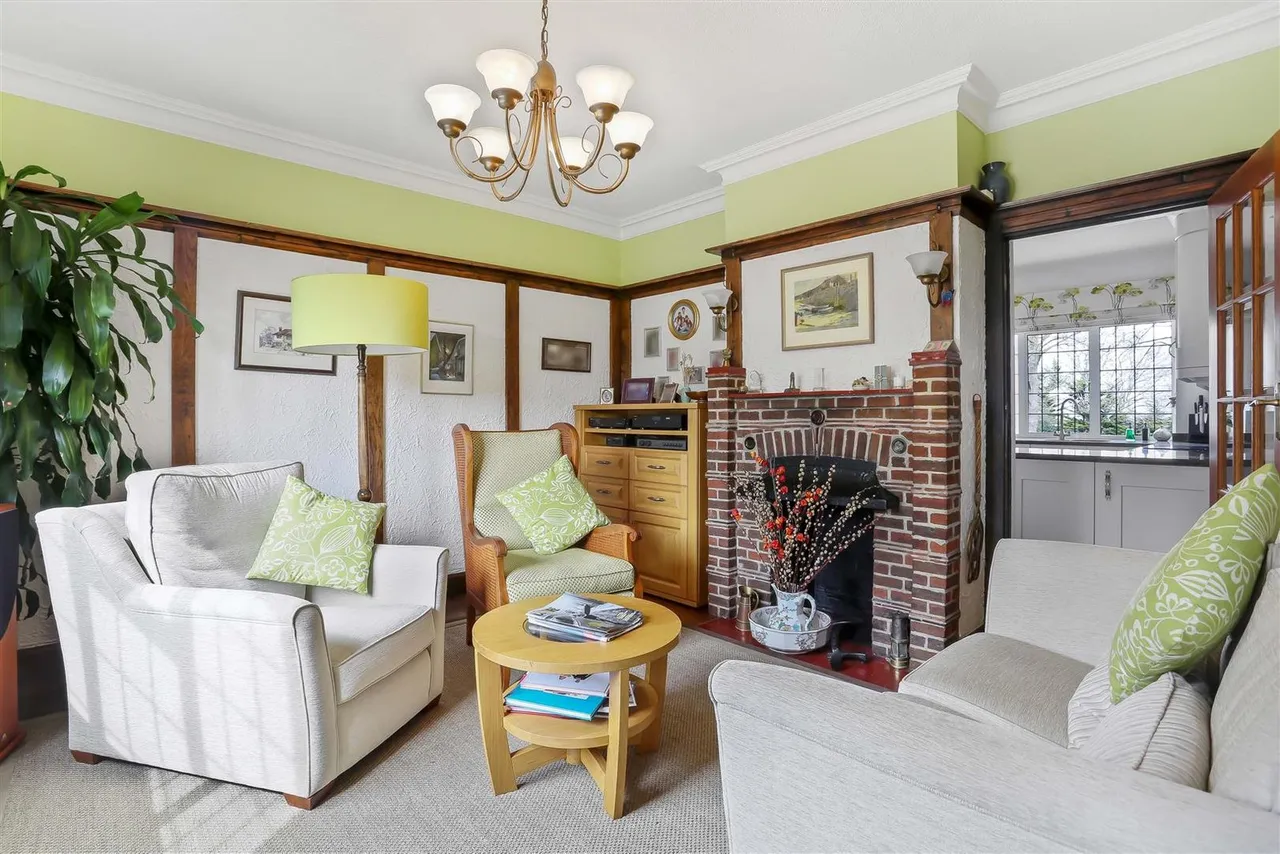 The Warren, Carshalton Beeches, Carshalton, SM5 4EH, photo 12