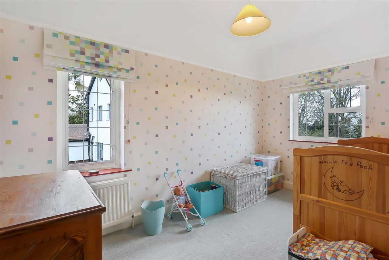The Warren, Carshalton Beeches, Carshalton, SM5 4EH, photo 24