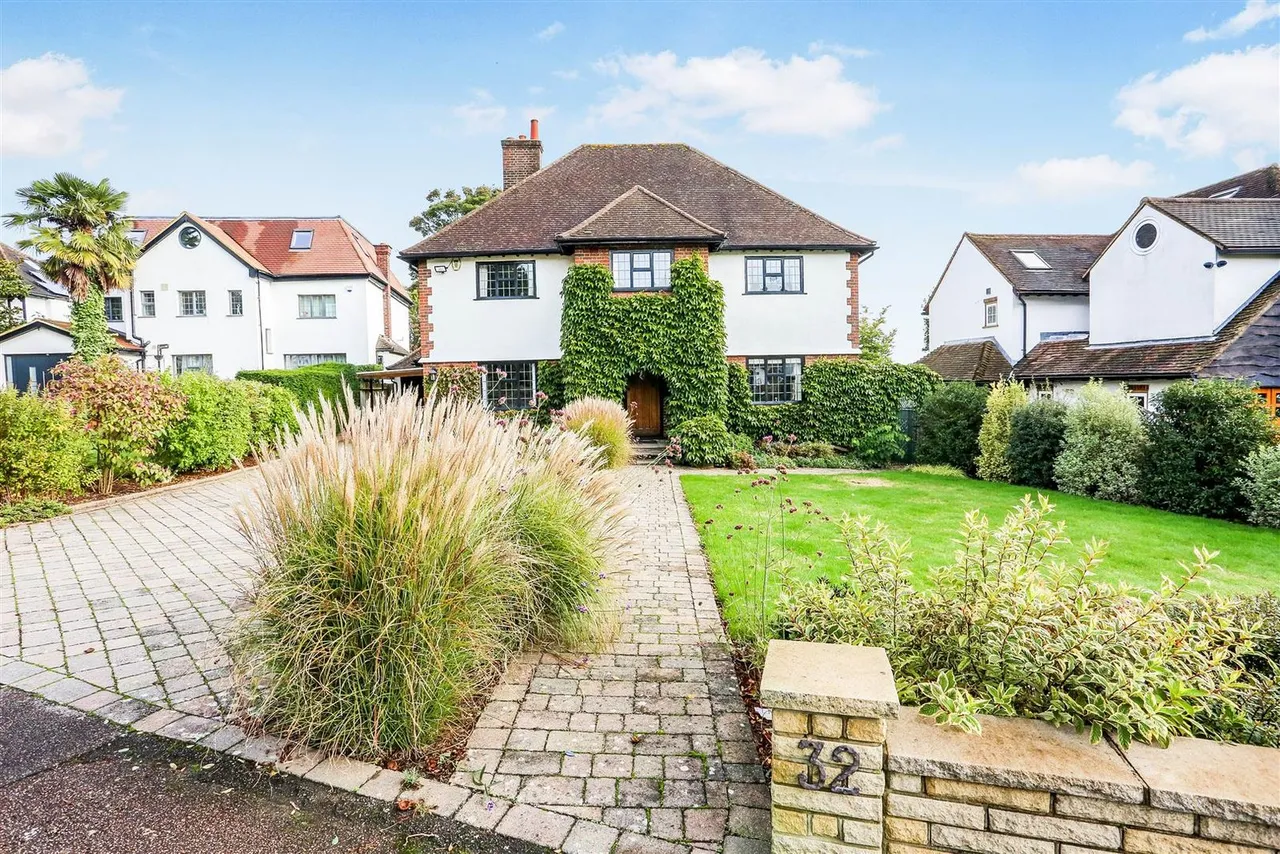 The Warren, Carshalton Beeches, Carshalton, SM5 4EH, photo 27