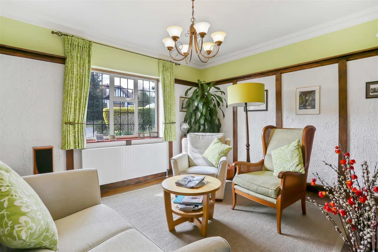 The Warren, Carshalton Beeches, Carshalton, SM5 4EH, photo 11