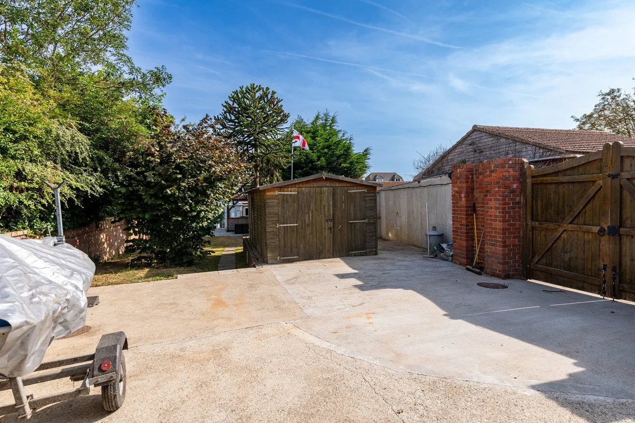 Queens Road, Minster On Sea, ME12, photo 28