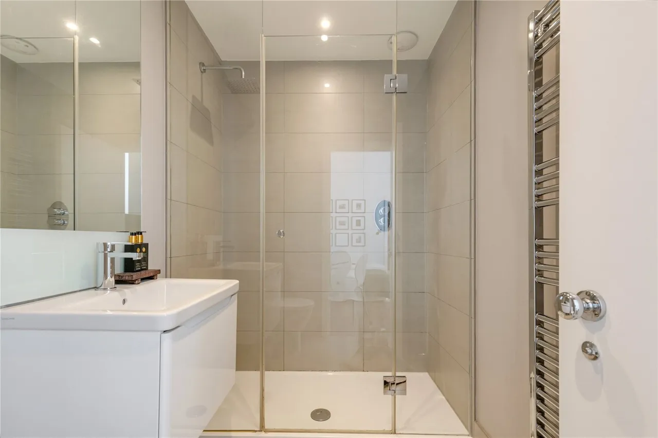 Brodrick Road, London, SW17, photo 5