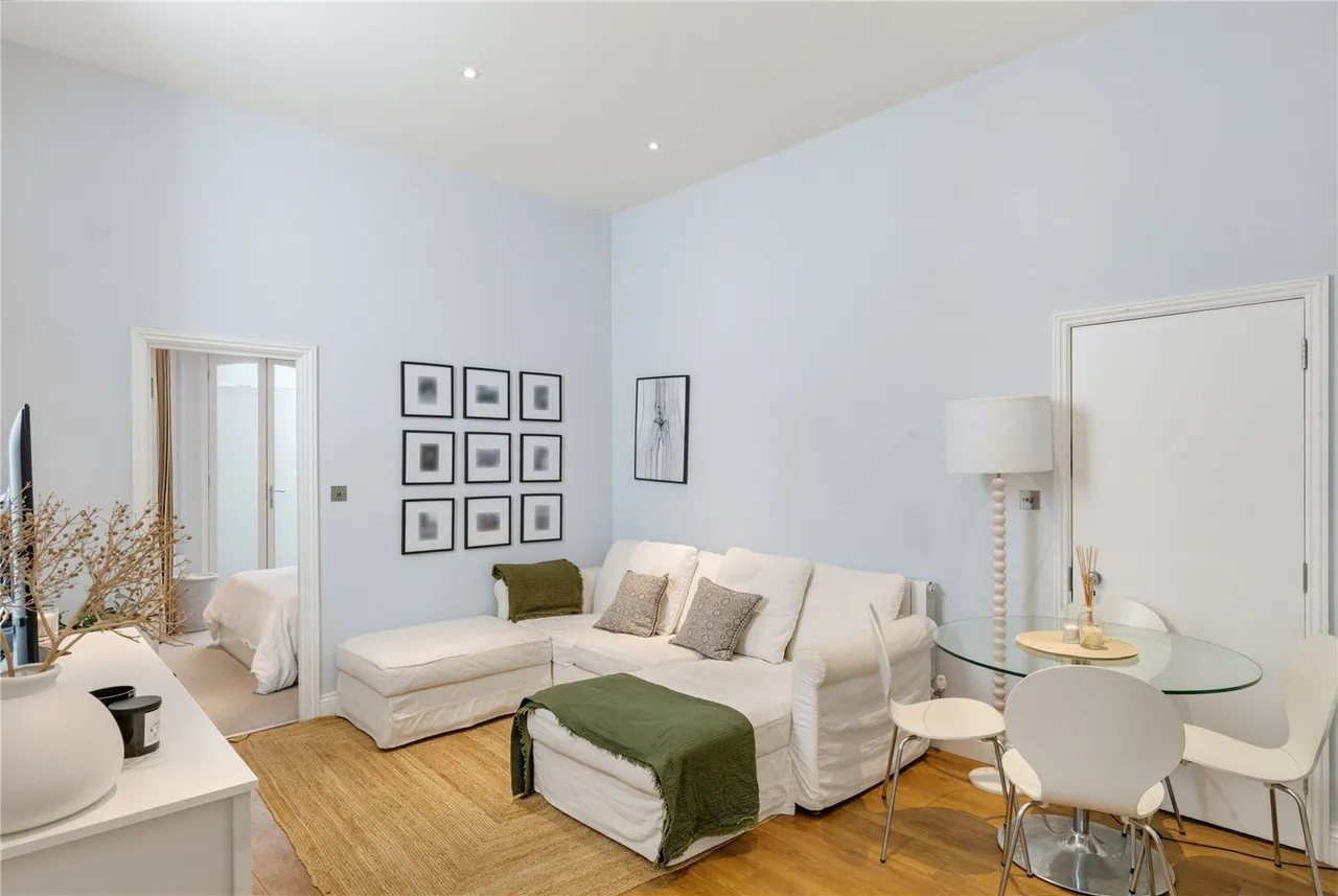 Brodrick Road, London, SW17, photo 9