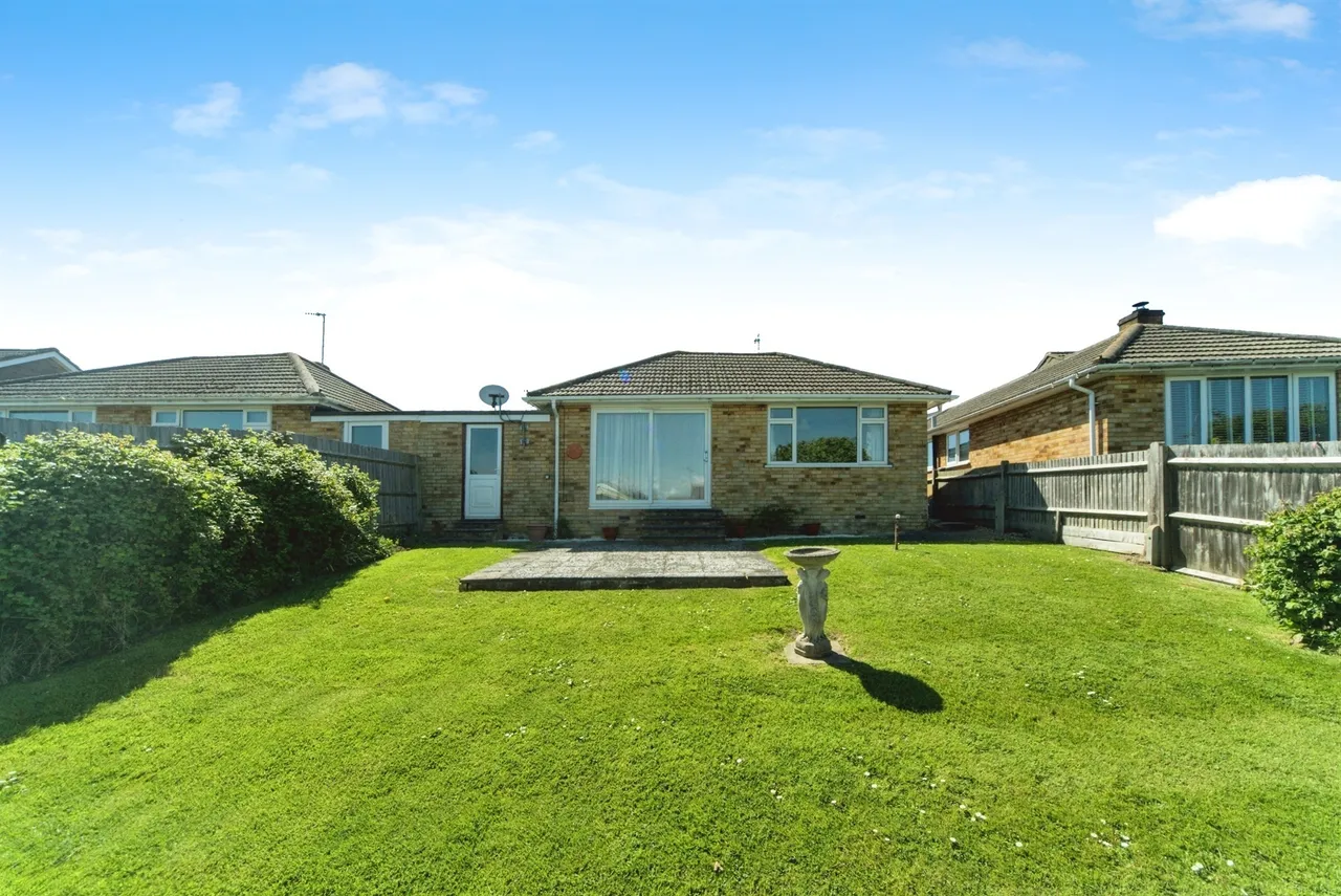 Netherfield Avenue, Eastbourne, BN23, photo 2