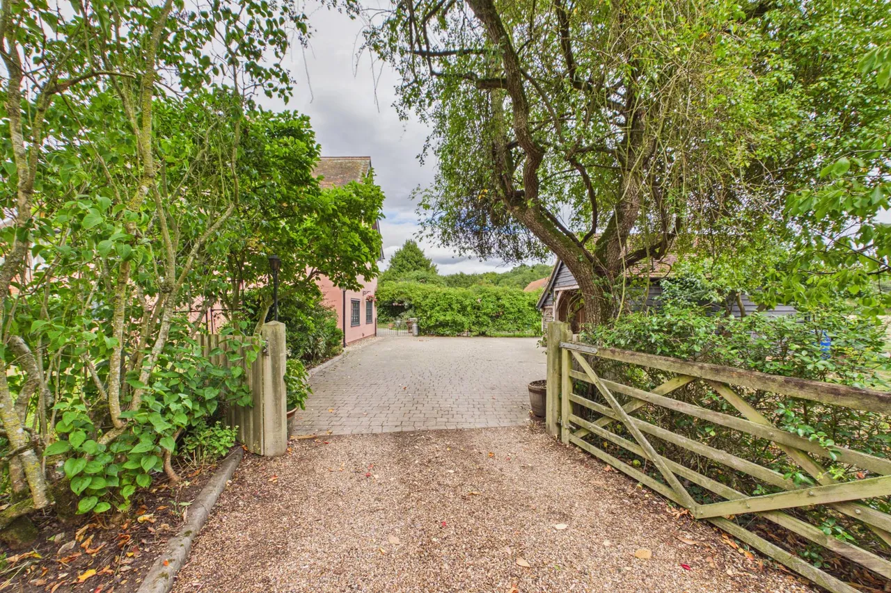 Bury Road, Bradfield St. Clare, photo 32