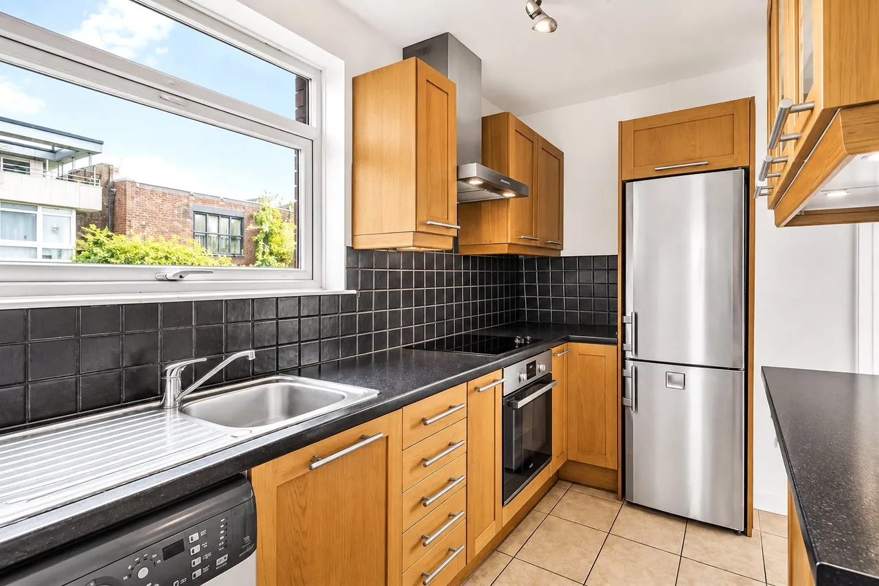 Upper Richmond Road, Putney, SW15, photo 3