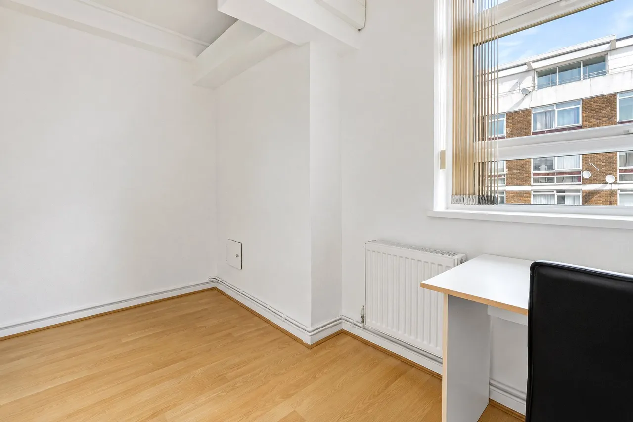 Upper Richmond Road, Putney, SW15, photo 11