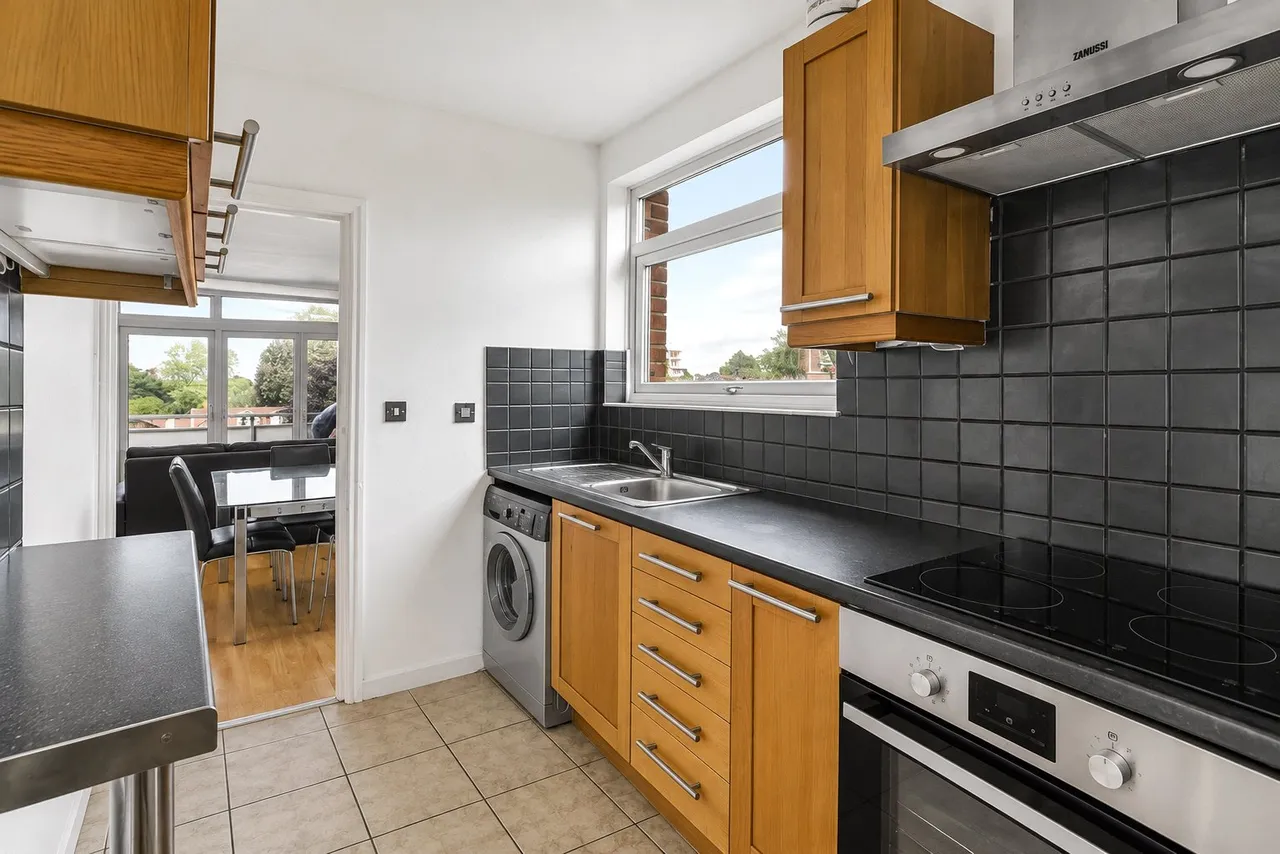 Upper Richmond Road, Putney, SW15, photo 9