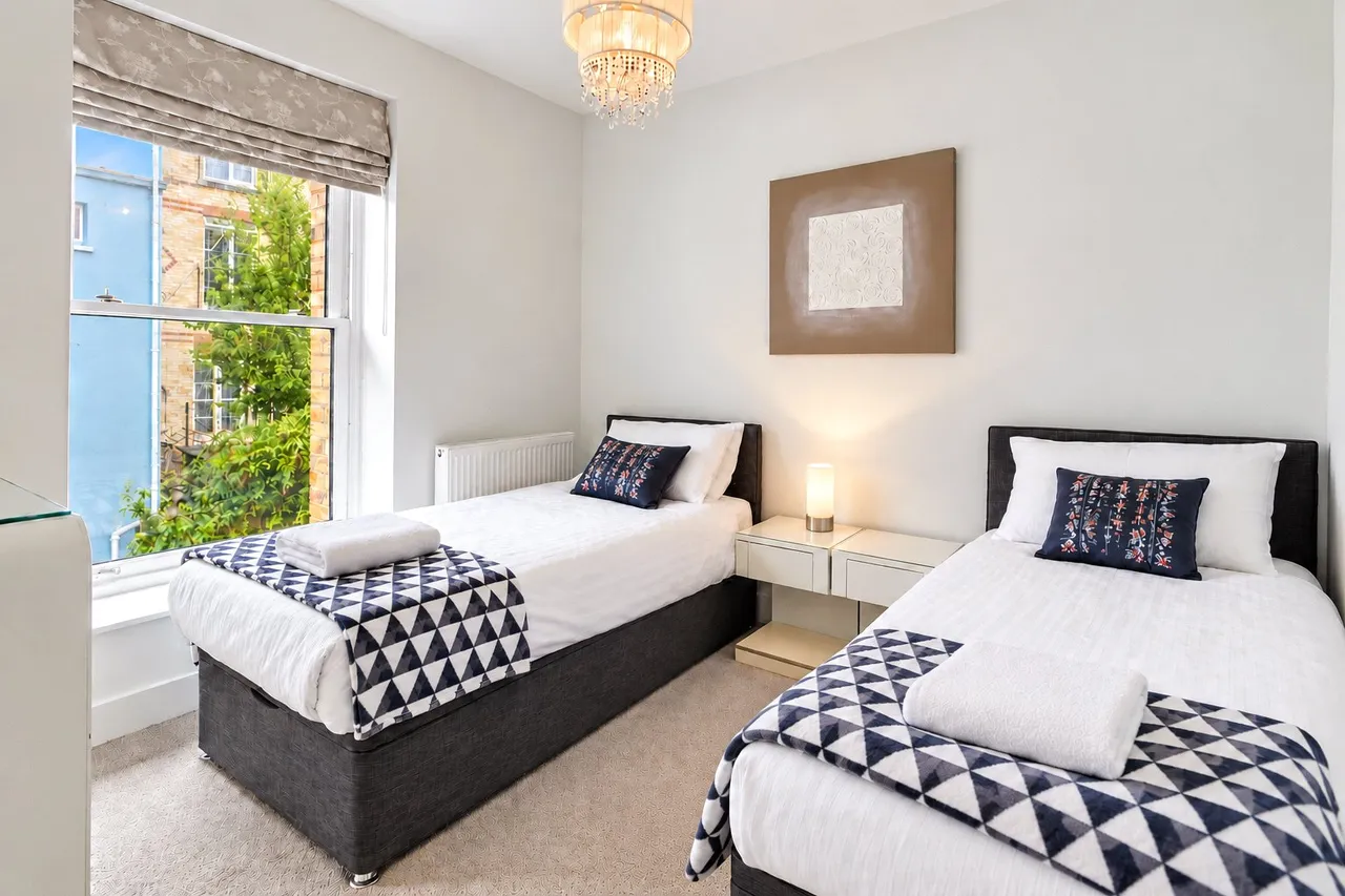 Sommers Crescent, Ilfracombe, EX34, photo 6