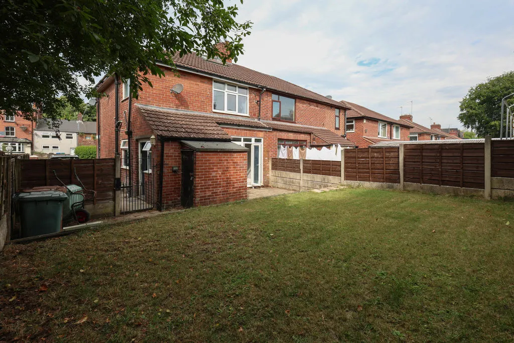 Oldham Road, Rochdale OL16 4PA, photo 19