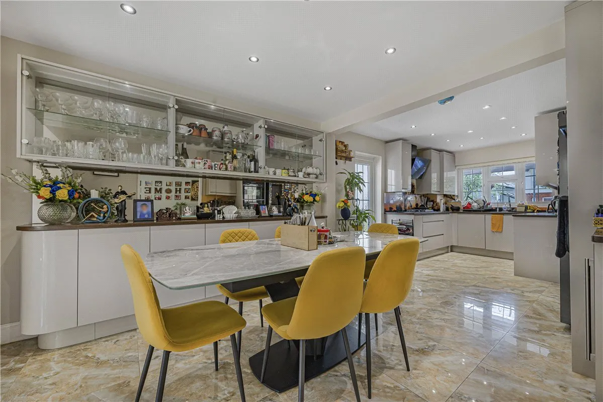 The Avenue, Orpington, BR6, photo 3