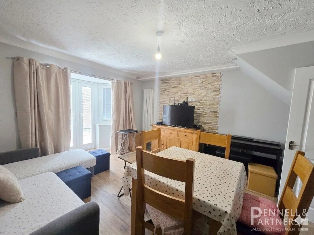 Boleyn Avenue, Peterborough, photo 5