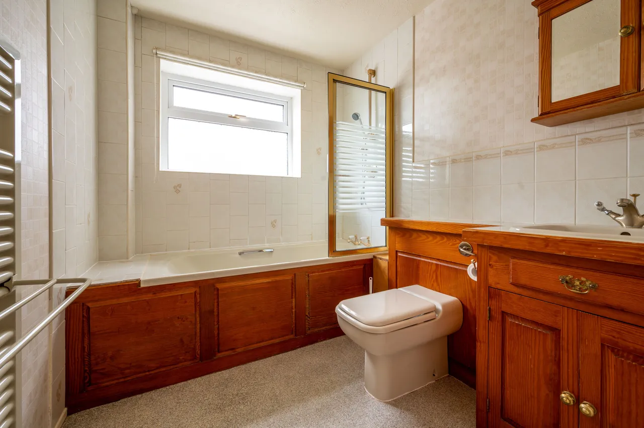 1 Sycamore Court, 54 Harvey Road, Guildford, photo 7