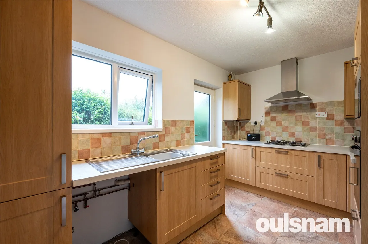 Atcheson Close, Studley, Warwickshire, B80 7QT, photo 2