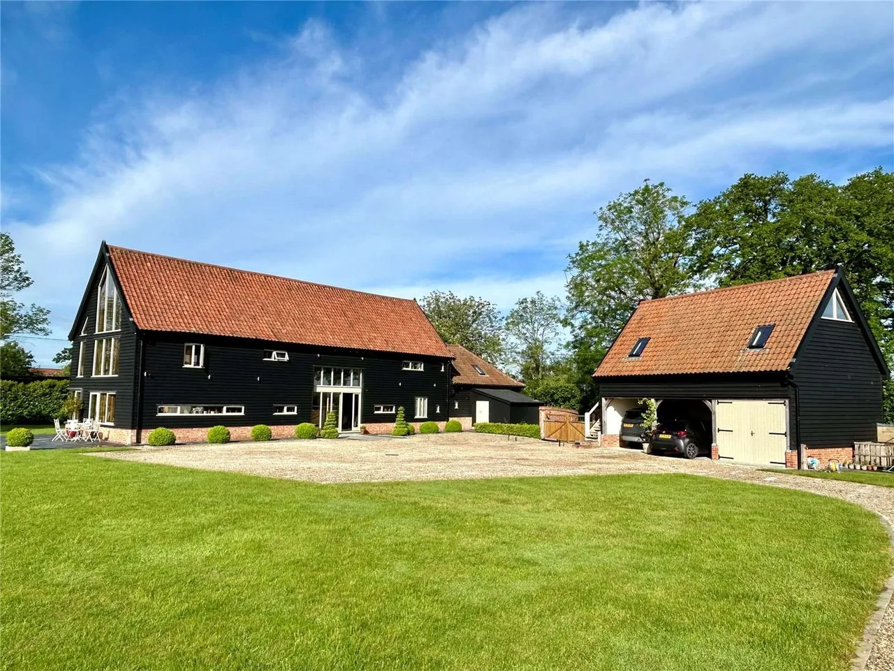 Mendlesham Green, Stowmarket, Suffolk, IP14 5RB, photo 2