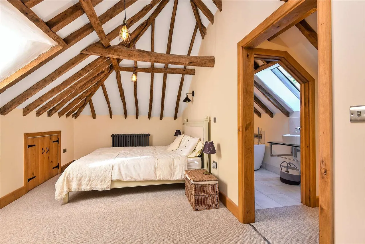 Mendlesham Green, Stowmarket, Suffolk, IP14 5RB, photo 11