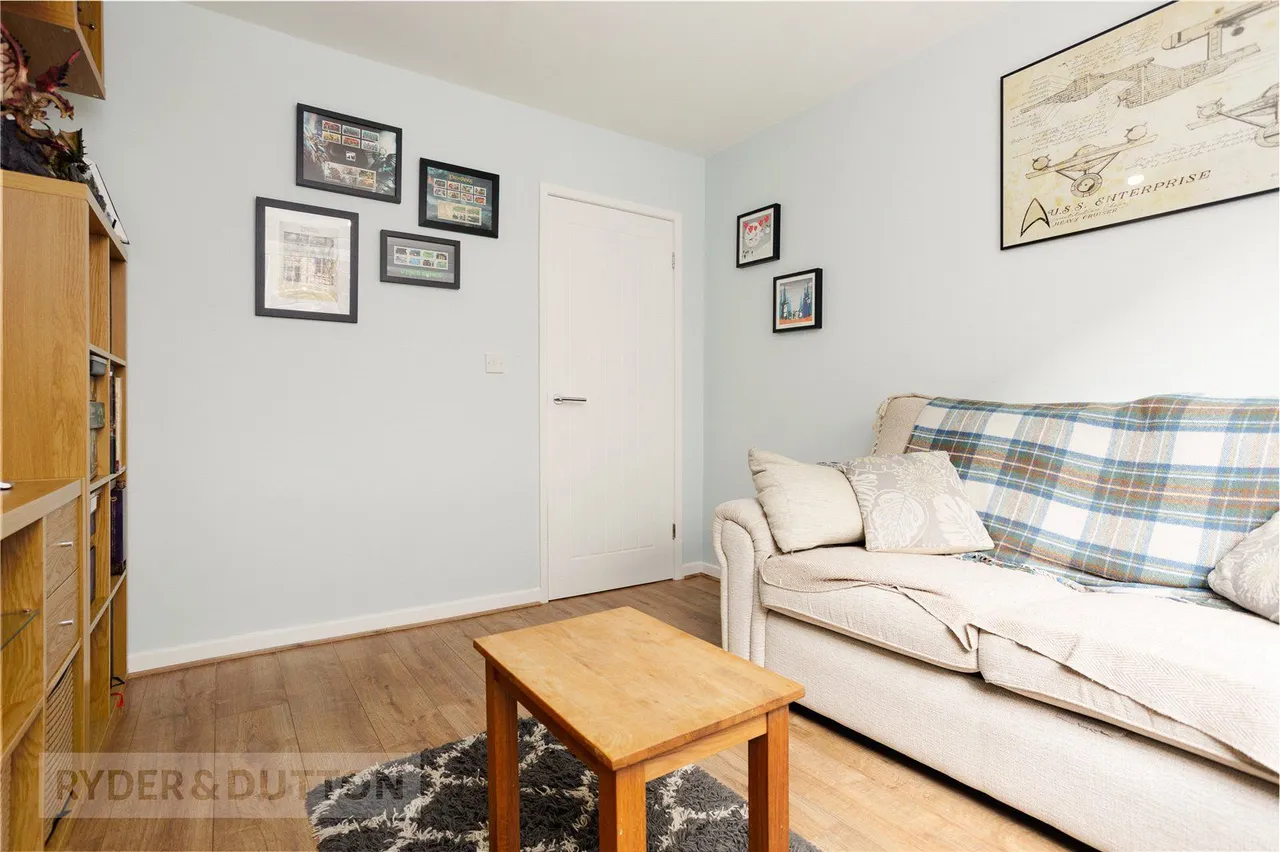 Redwood Road, Uppermill, OL3, photo 12