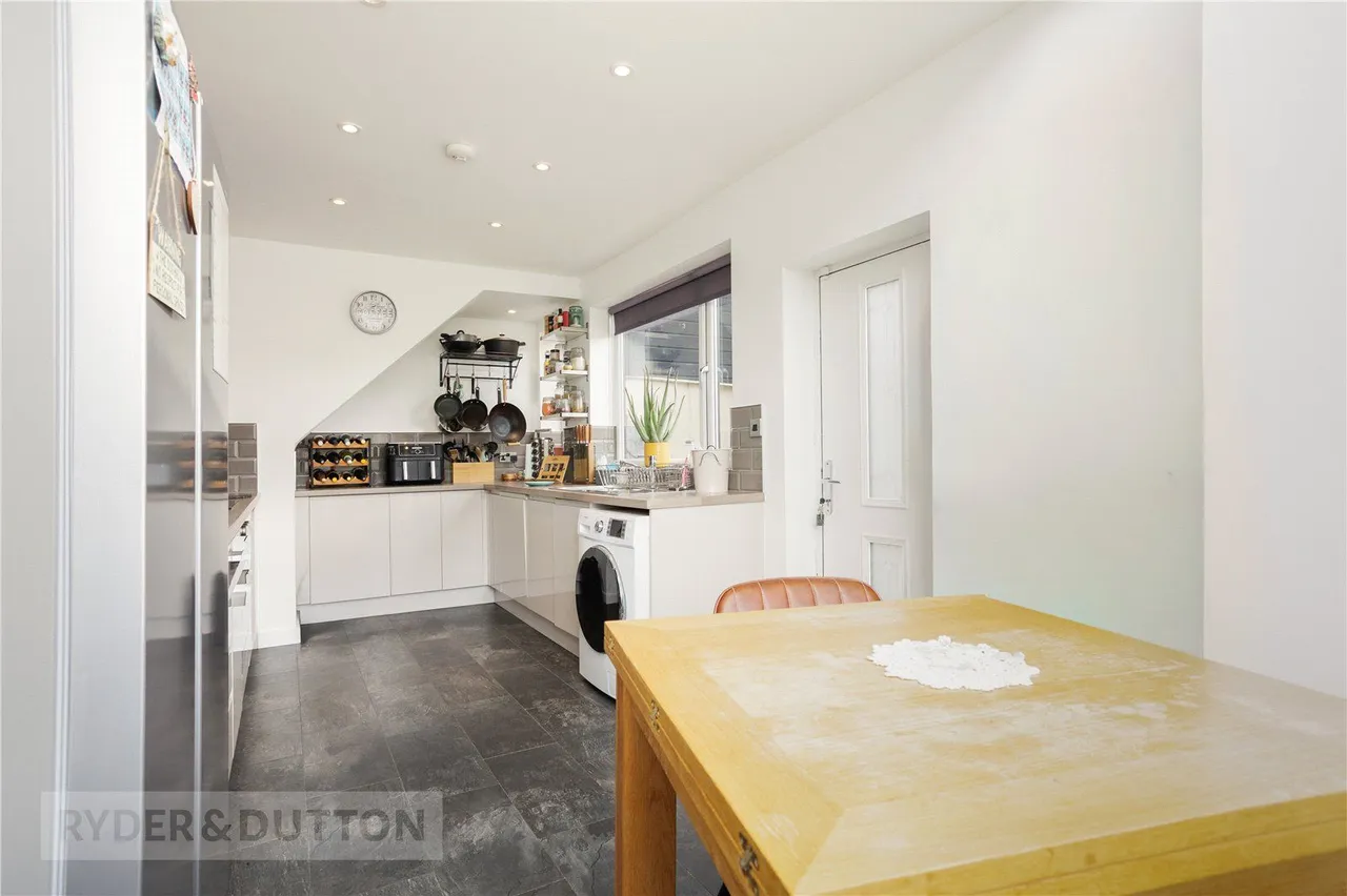 Redwood Road, Uppermill, OL3, photo 8