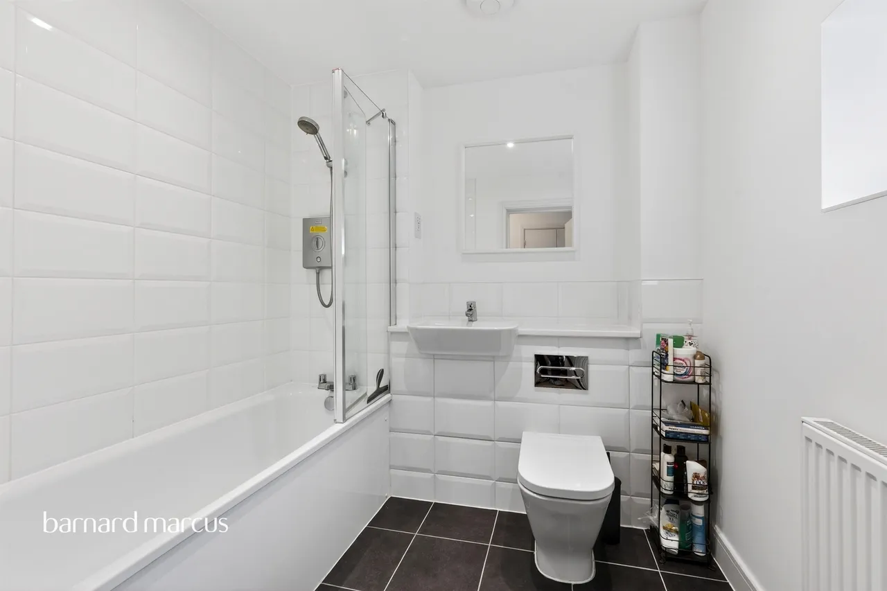Tala Close, Surbiton, photo 8