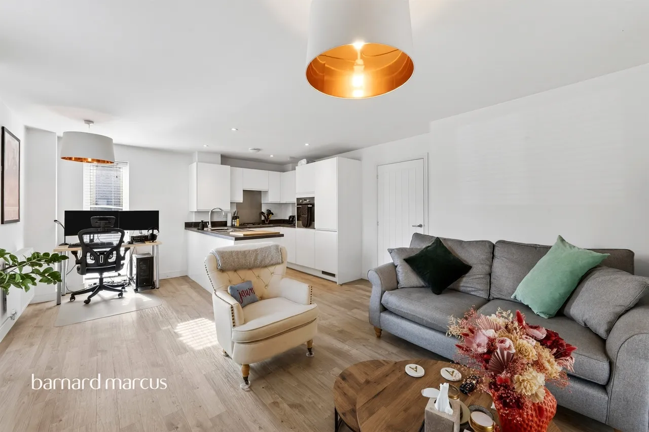 Tala Close, Surbiton, photo 4