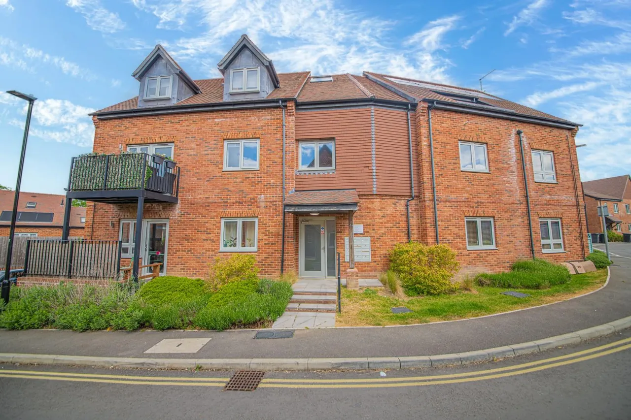 Samuel Jarvis Avenue, Fair Oak, SO50, photo 12