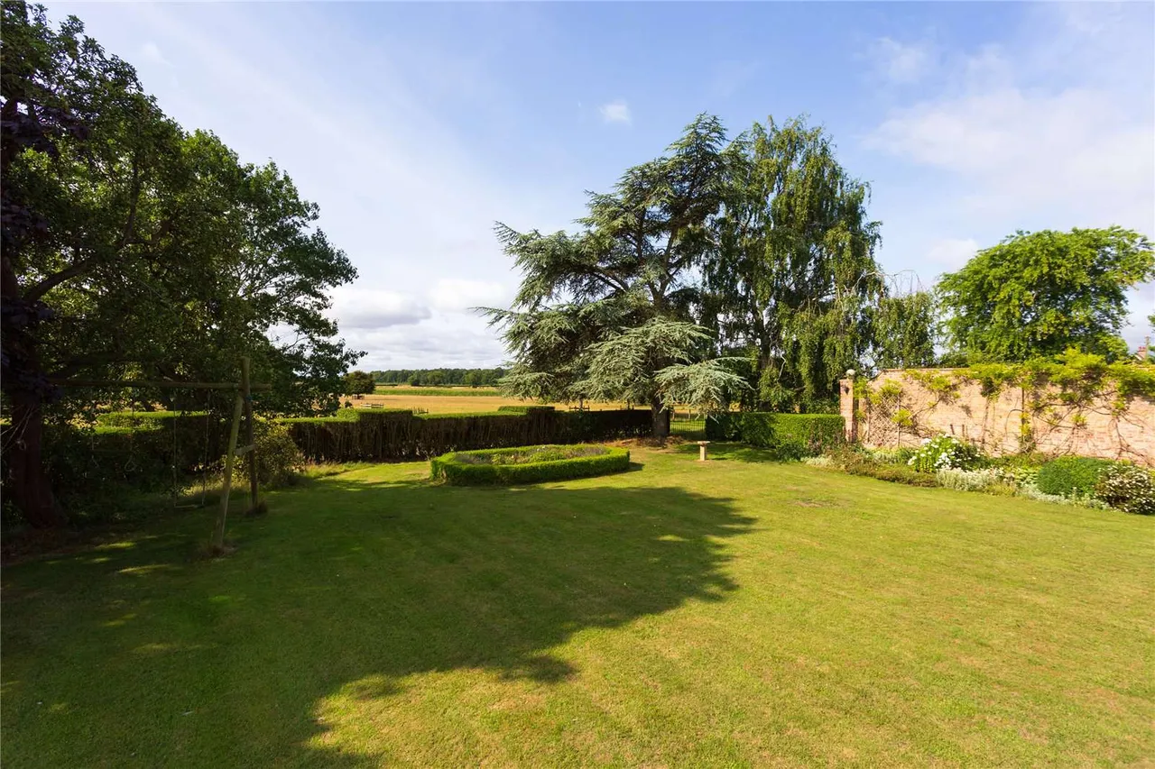 Old Malton, Malton, North Yorkshire, YO17 6RG, photo 2