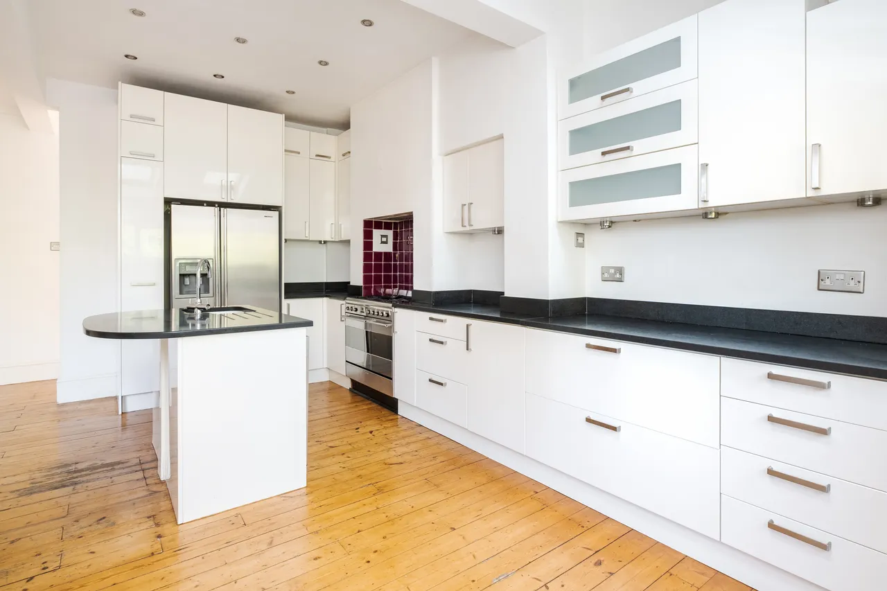 Coldfall Avenue, London, N10, photo 3