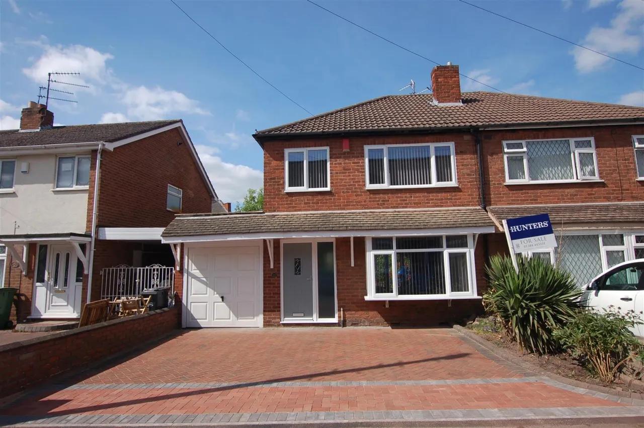 3 bed house for sale — New Street, Wall Heath, DY6 9AH