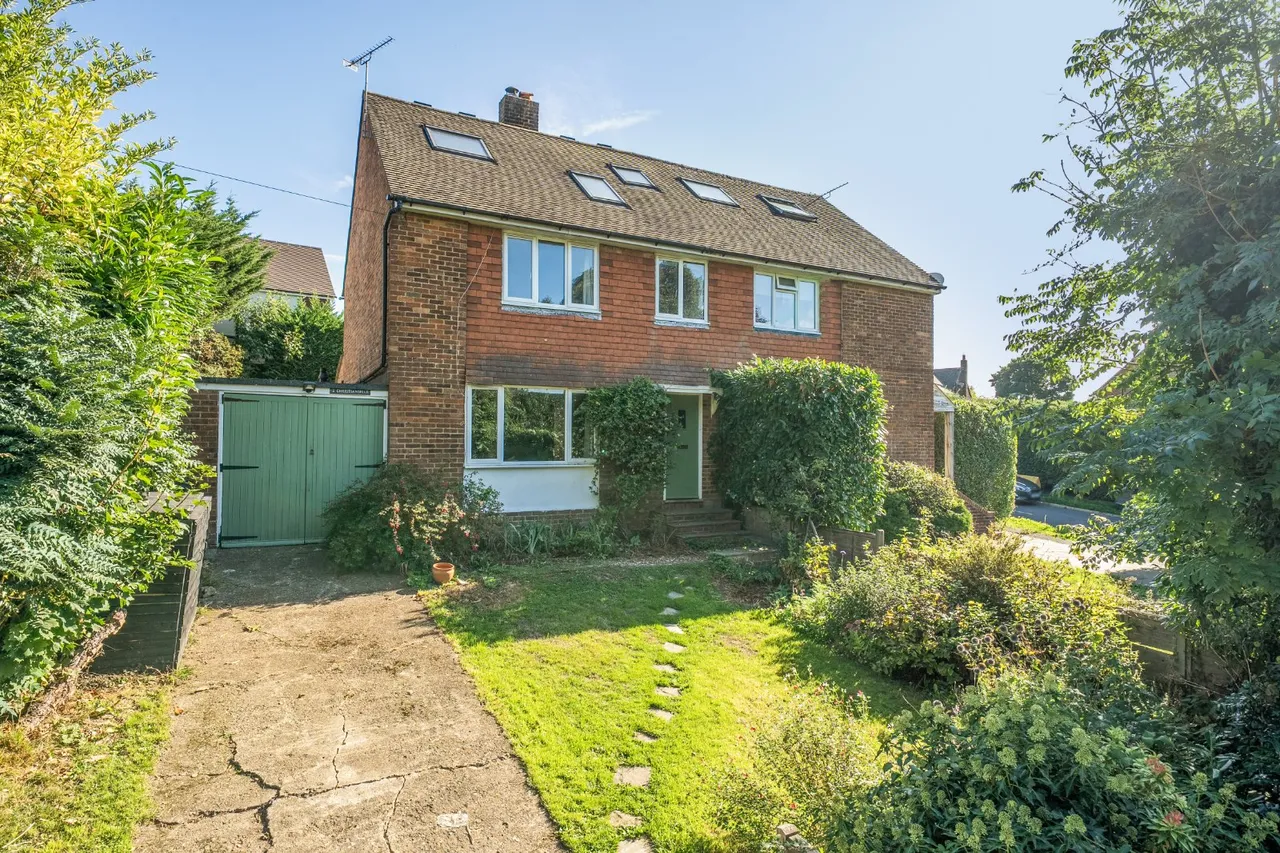 3 bed flat for sale, Stone Cross Road, Wadhurst, TN5