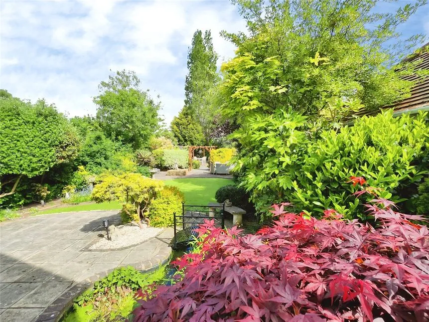 Higham Lane, Nuneaton, CV11, photo 5